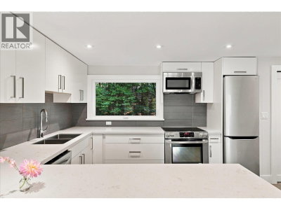 3015 ALPINE Crescent | Whistler British Columbia | Slide Image Eleven
