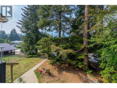 3015 ALPINE Crescent | Whistler British Columbia | Slide Image Twelve