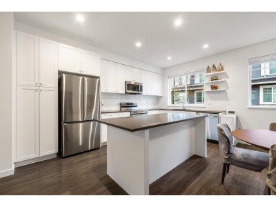 15487 99A Avenue | Surrey British Columbia | Slide Image Eight