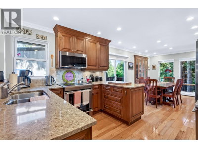 2996 SURF Crescent | Coquitlam British Columbia | Slide Image Eight