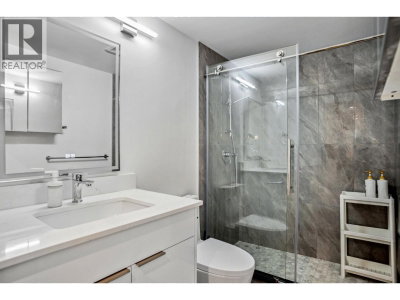 618 ABBOTT Street | Vancouver British Columbia | Slide Image Nine