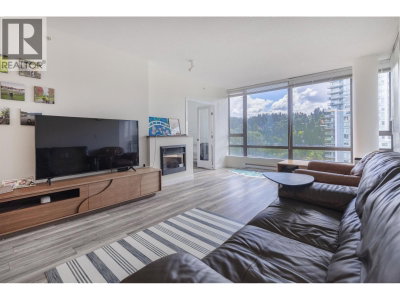 400 CAPILANO Road | Port Moody British Columbia | Slide Image Four