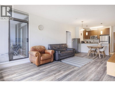 400 CAPILANO Road | Port Moody British Columbia | Slide Image Six