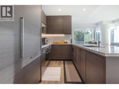 308 MORRISSEY Road | Port Moody British Columbia | Slide Image Fifteen