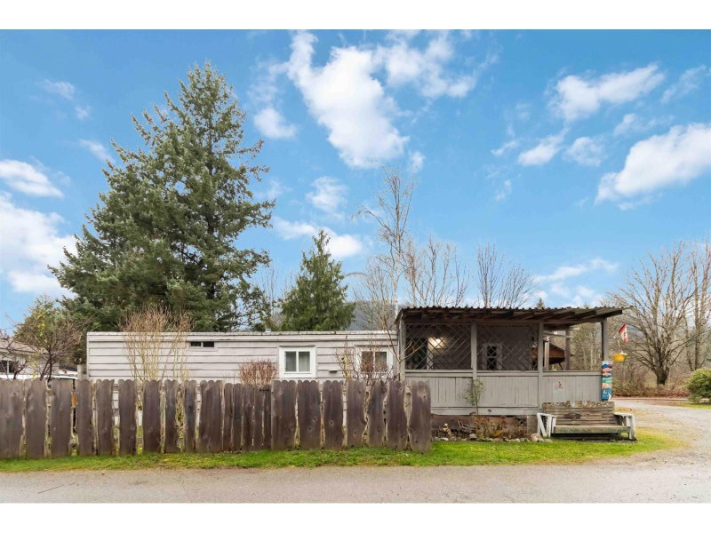41711 TAYLOR Road Mission British Columbia, V0M 1G0 - 2 Bedrooms Home For Sale