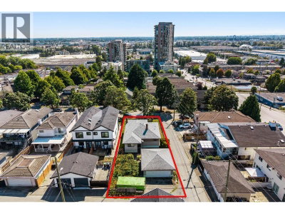 715 63RD Avenue | Vancouver British Columbia | Slide Image Five