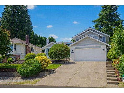 32562 MURRAY Avenue | Abbotsford British Columbia | Slide Image Two