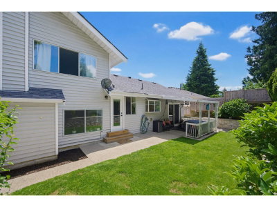 32562 MURRAY Avenue | Abbotsford British Columbia | Slide Image Thirty