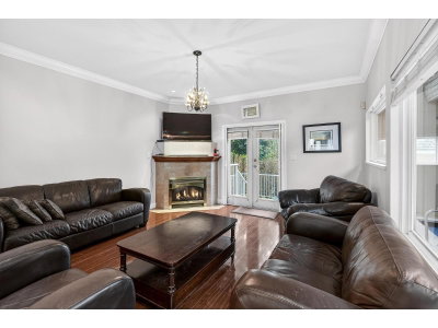 18048 99A Avenue | Surrey British Columbia | Slide Image Ten