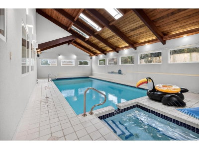 18048 99A Avenue | Surrey British Columbia | Slide Image Eighteen