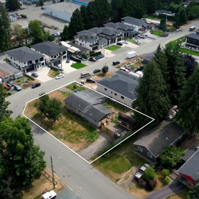 2171 OAKRIDGE Crescent | Abbotsford British Columbia | Slide Image Two