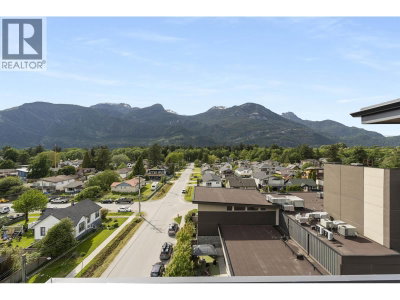 38013 THIRD Avenue | Squamish British Columbia | Slide Image Twenty-one