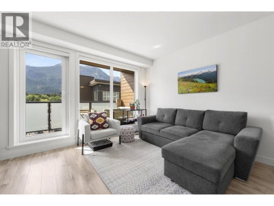 38013 THIRD Avenue | Squamish British Columbia | Slide Image Eight