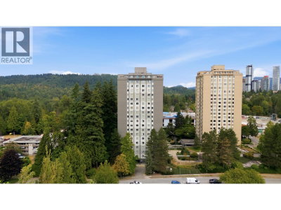 9541 ERICKSON Drive | Burnaby British Columbia | Slide Image Twenty-two