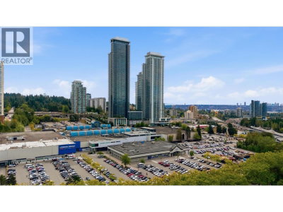9541 ERICKSON Drive | Burnaby British Columbia | Slide Image Twenty-three