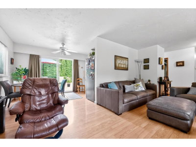 17180 4 Avenue | Surrey British Columbia | Slide Image Twelve