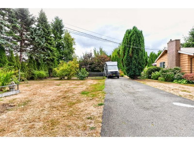 17180 4 Avenue | Surrey British Columbia | Slide Image Three