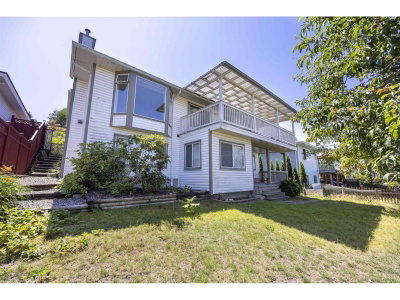 13957 115A Avenue | Surrey British Columbia | Slide Image Three