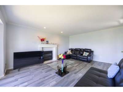 13957 115A Avenue | Surrey British Columbia | Slide Image Nine