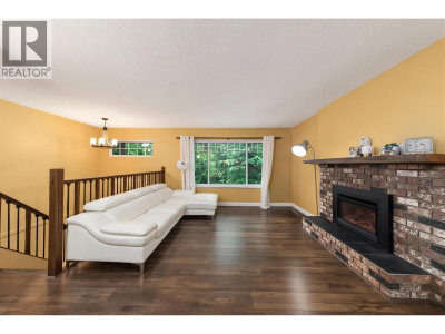 1650 CONNAUGHT Drive | Port Coquitlam British Columbia | Slide Image Five