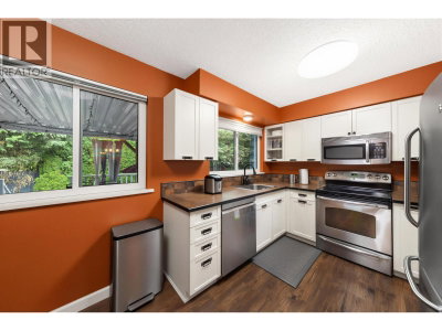 1650 CONNAUGHT Drive | Port Coquitlam British Columbia | Slide Image Nine