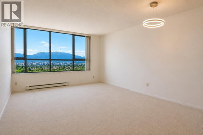 6055 NELSON Avenue | Burnaby British Columbia | Slide Image Six