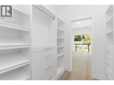 2096 CRUMPIT WOODS Drive | Squamish British Columbia | Slide Image Twenty