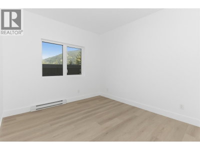 2096 CRUMPIT WOODS Drive | Squamish British Columbia | Slide Image Twenty-eight