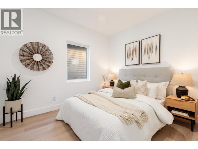 2096 CRUMPIT WOODS Drive | Squamish British Columbia | Slide Image Fifteen