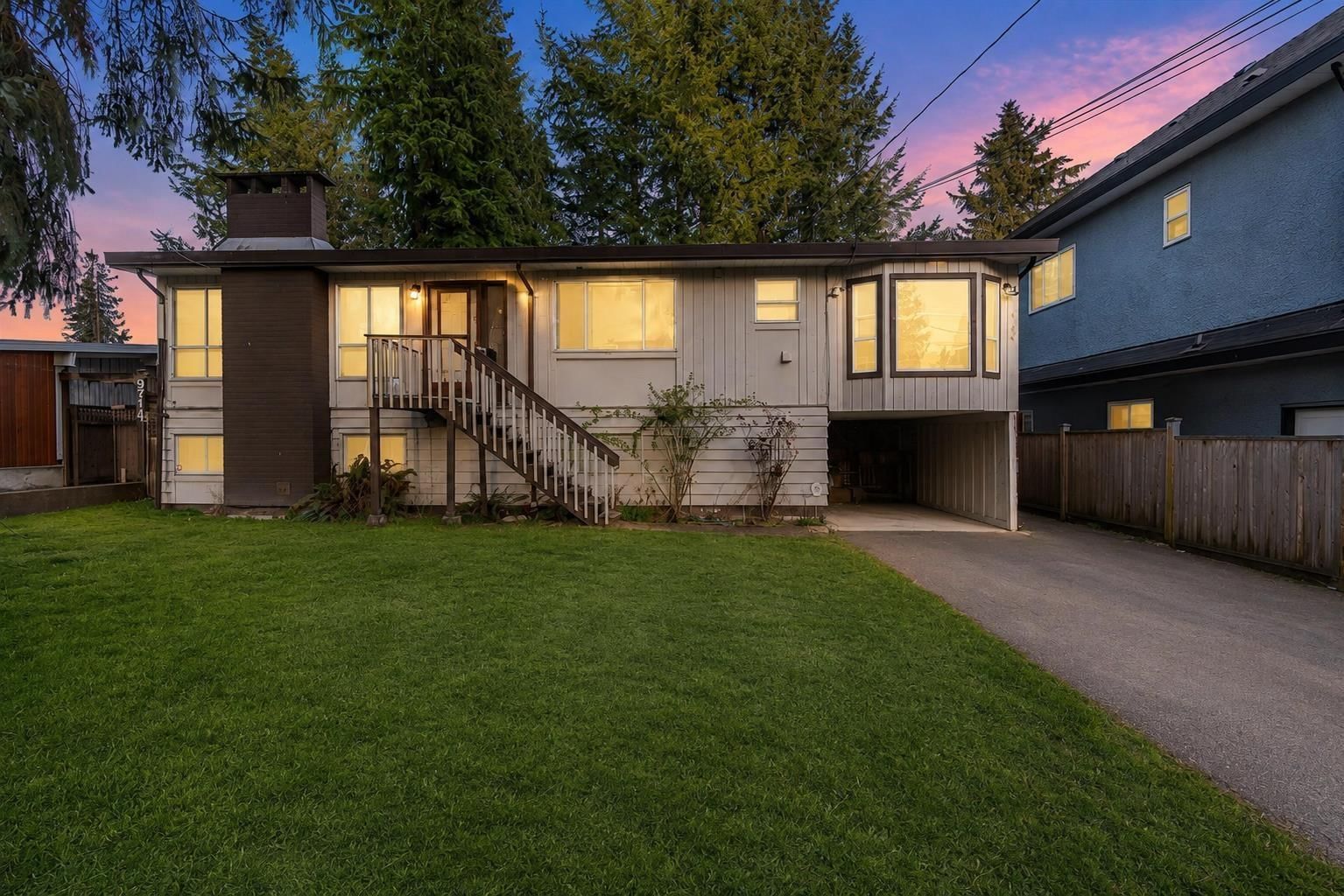 9704 131 Street, Surrey, British Columbia V3T 3P3