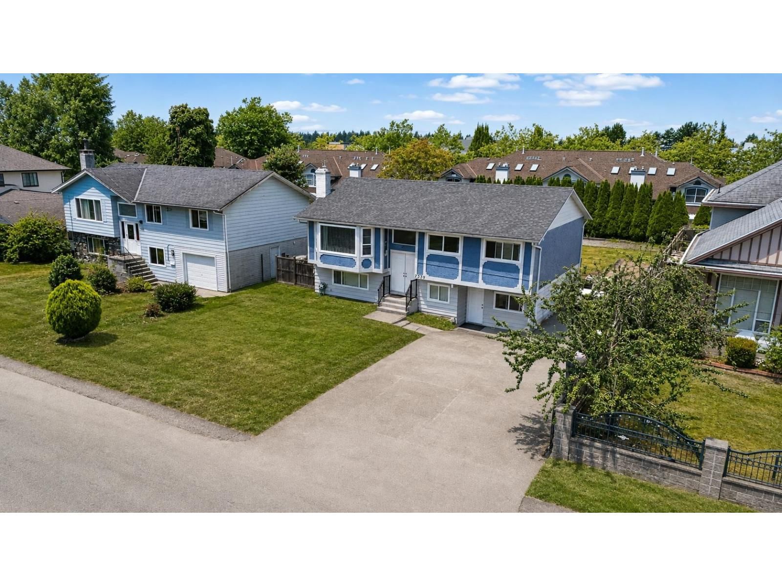 7339 122A Street, Surrey, British Columbia V3W 3T2