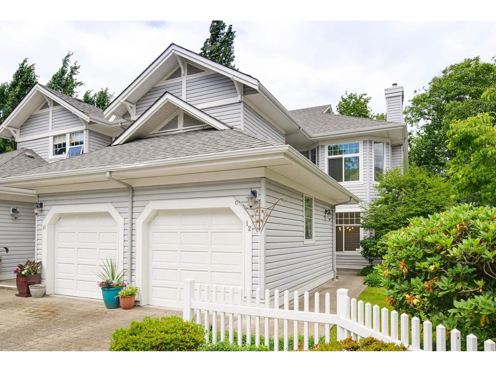 5708 208 Street, Langley, British Columbia V3A 8L4