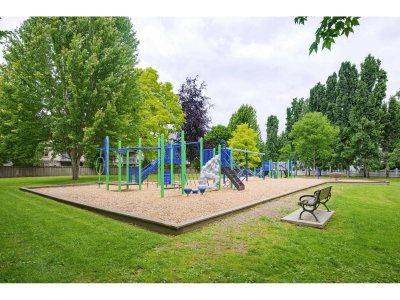 5708 208 Street | Langley British Columbia | Slide Image Forty