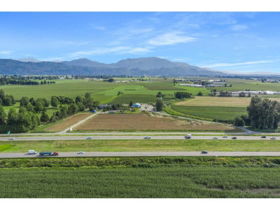 35826 SOUTH PARALLEL Road | Abbotsford British Columbia | Slide Image Two
