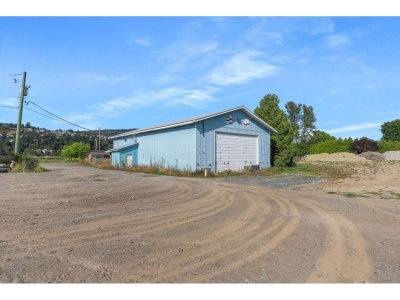 35826 SOUTH PARALLEL Road | Abbotsford British Columbia | Slide Image Thirty-five