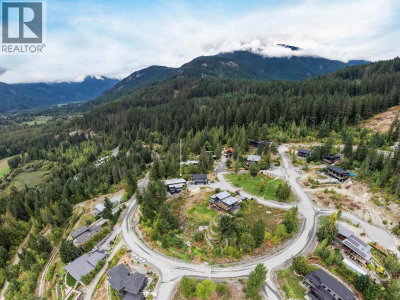 1709 WISHBONE Court | Squamish British Columbia | Slide Image Eleven