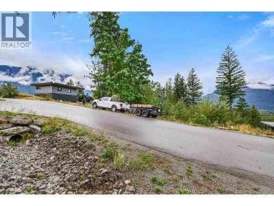 1709 WISHBONE Court | Squamish British Columbia | Slide Image Twenty