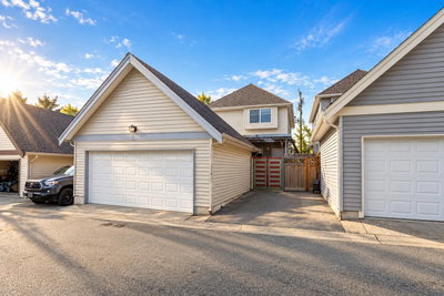 6686 192 Street | Surrey British Columbia | Slide Image Eight