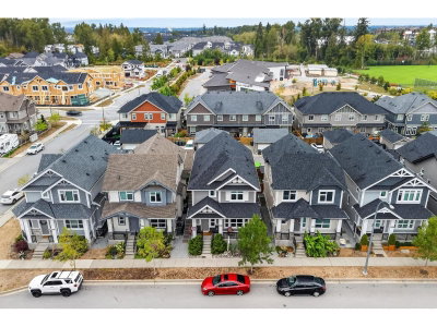 20479 77B Avenue | Langley British Columbia | Slide Image Two