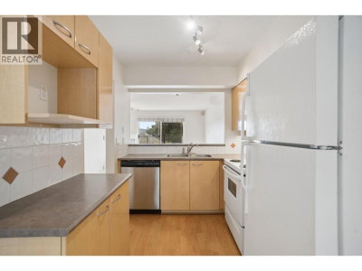 1408 CARTIER Avenue | Coquitlam British Columbia | Slide Image Seven