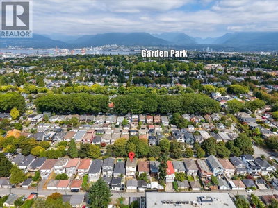 2206 8TH Avenue | Vancouver British Columbia | Slide Image Seven