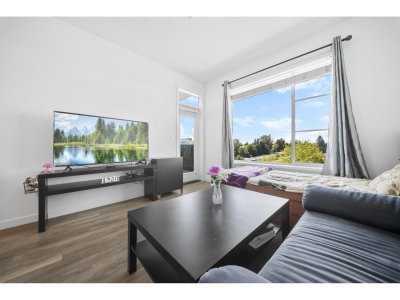 13623 81A Avenue | Surrey British Columbia | Slide Image Eleven