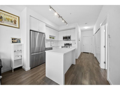 13623 81A Avenue | Surrey British Columbia | Slide Image Six