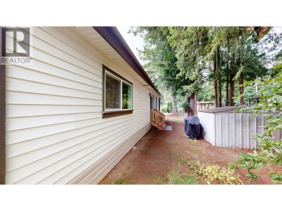 1830 MAMQUAM Road | Squamish British Columbia | Slide Image Thirty-two