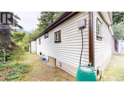 1830 MAMQUAM Road | Squamish British Columbia | Slide Image Thirty-four