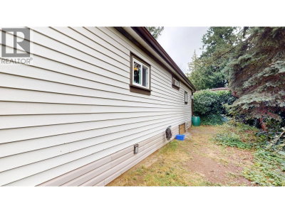1830 MAMQUAM Road | Squamish British Columbia | Slide Image Thirty-five