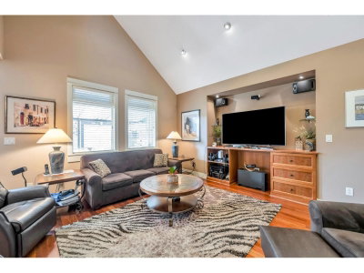 27110 35 Avenue | Langley British Columbia | Slide Image Five
