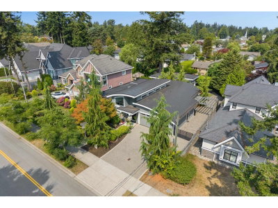15461 18TH Avenue | Surrey British Columbia | Slide Image Forty