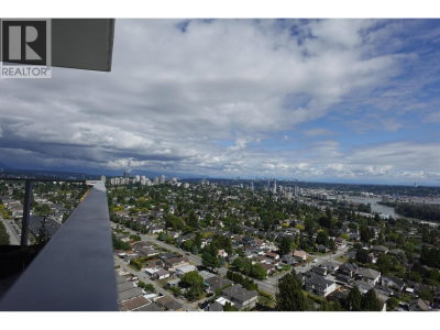 7769 PARK Crescent | Burnaby British Columbia | Slide Image Ten