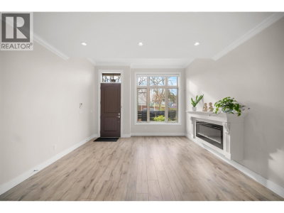 4986 INMAN Avenue | Burnaby British Columbia | Slide Image Eight